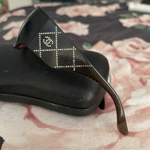 Brown CHANEL Crystal Sunglasses - Picture 3 of 10